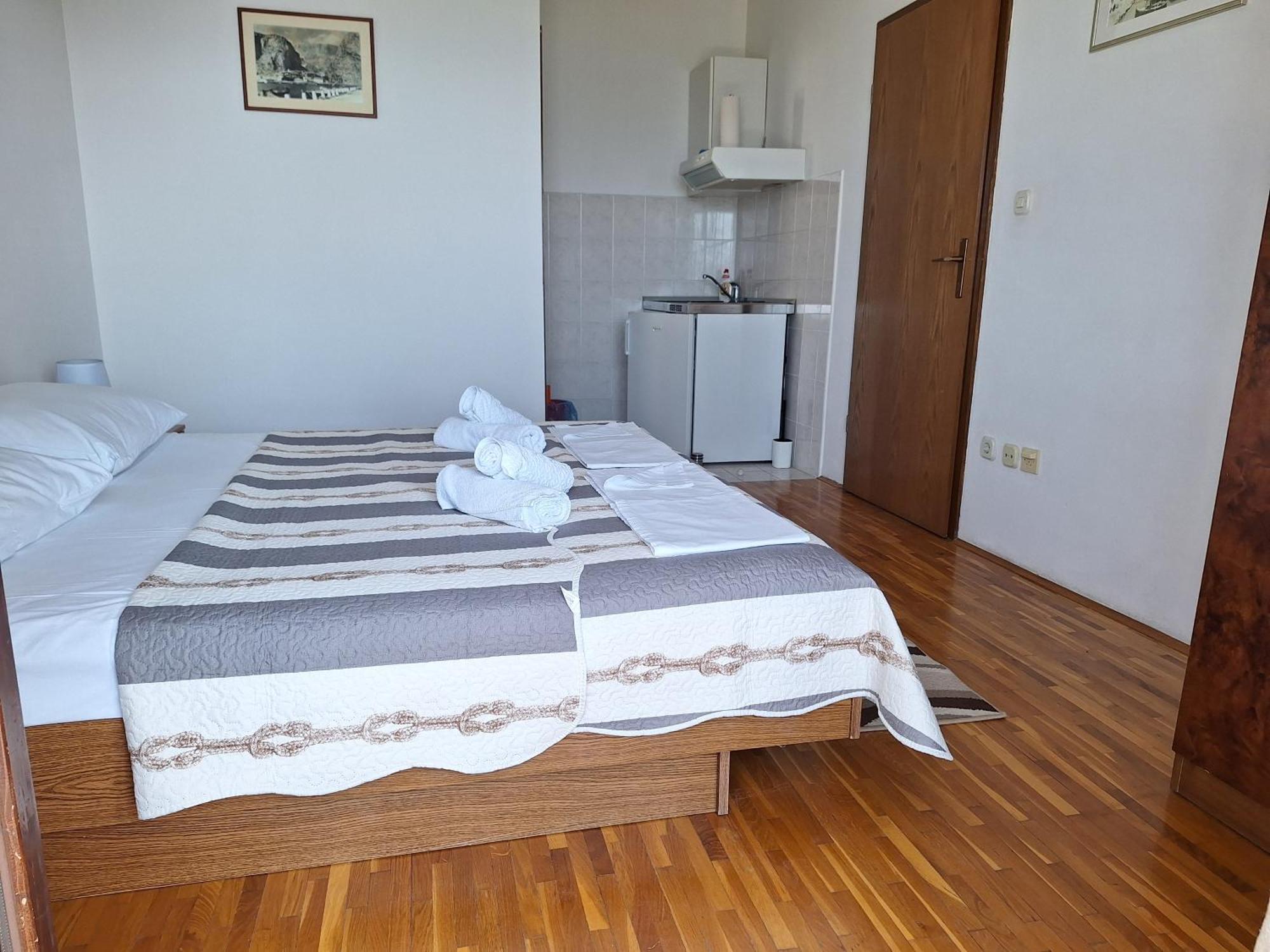 Ante Apartments Duće Szoba fotó