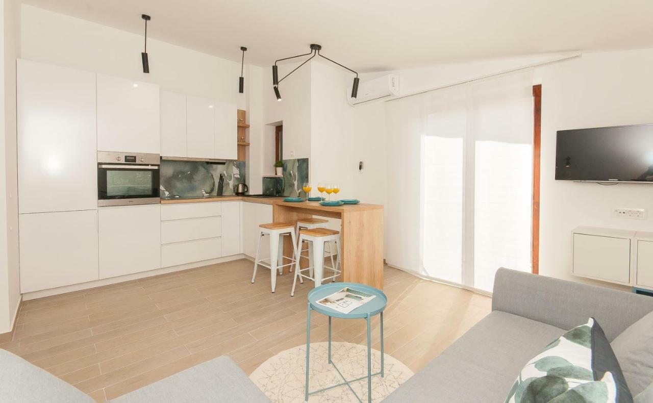 Ante Apartments Duće Kültér fotó
